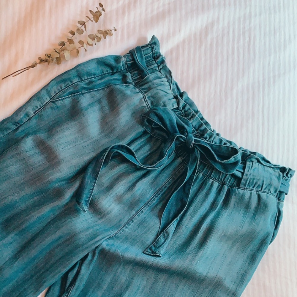 • SOLD • High Waisted Pants • - Picture 3 of 12